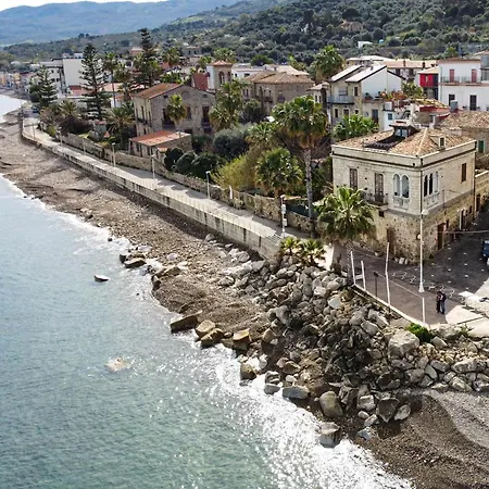 Apartment Stanza Del Pescatore - Casa Rustica Sul Lungomare